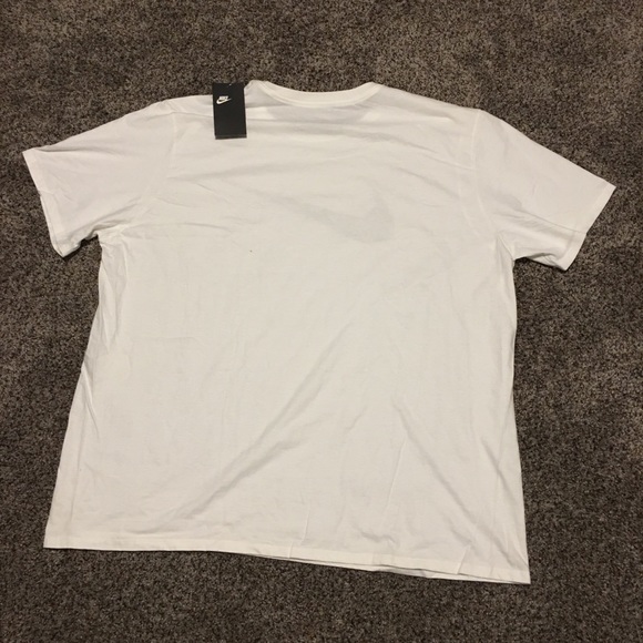 Brand New Nike Swoosh 3XL T shirt - Picture 3 of 4